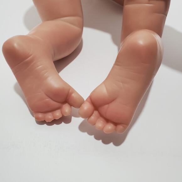 Sleeping 20 Inch Silicone Baby Realistic Cloth Torso Life-Like Baby Doll - Picture 8 of 16